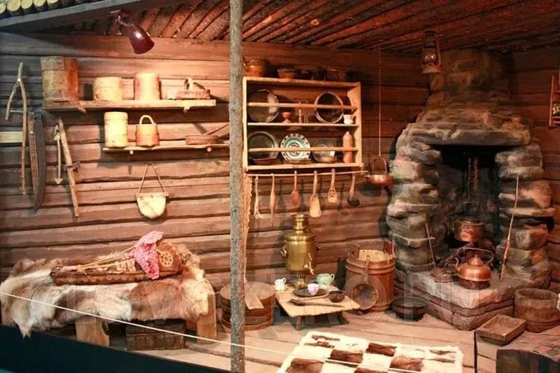 Экспозиция, посвященная быту кольских саамов