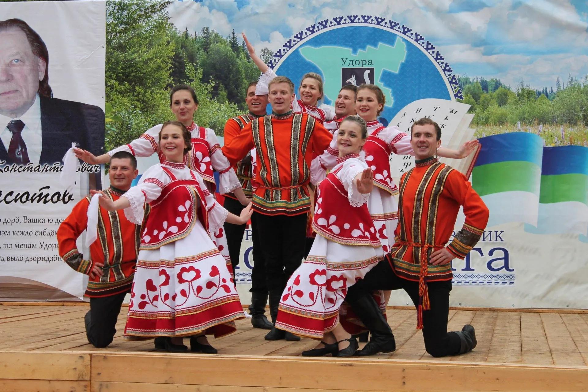 Коми книга