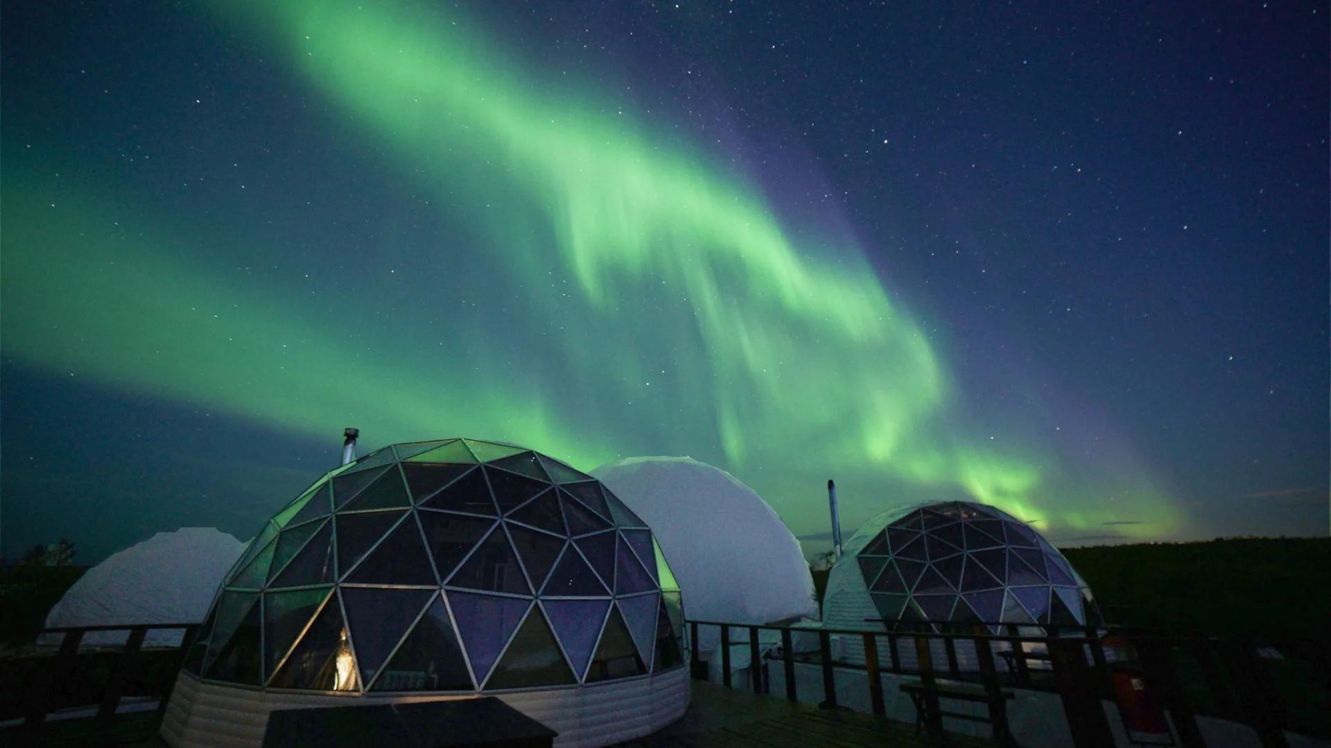 Фото предоставлены глэмпингом Aurora Village