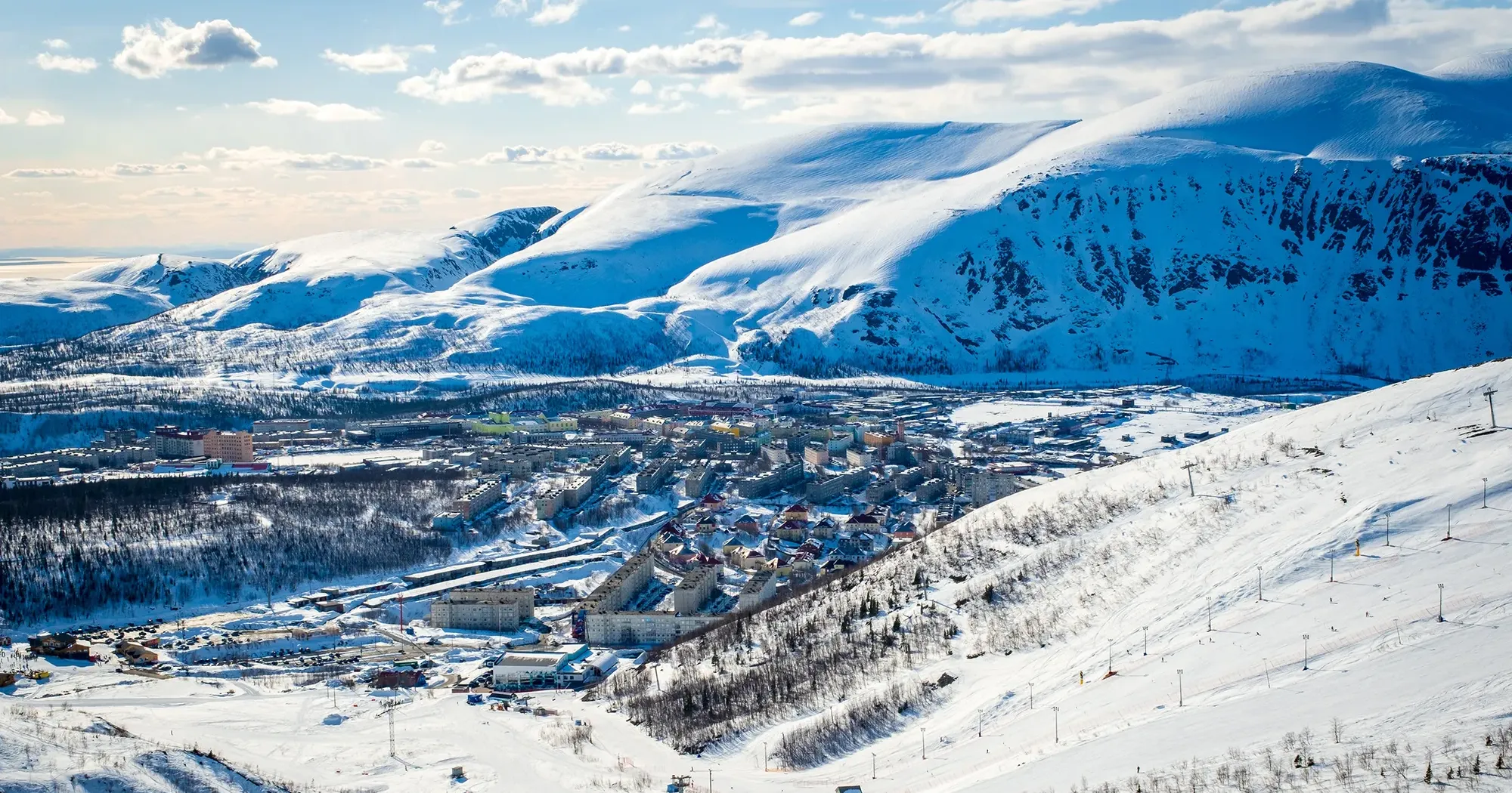 Alexey Oblov 3 shutterstock_2399988061