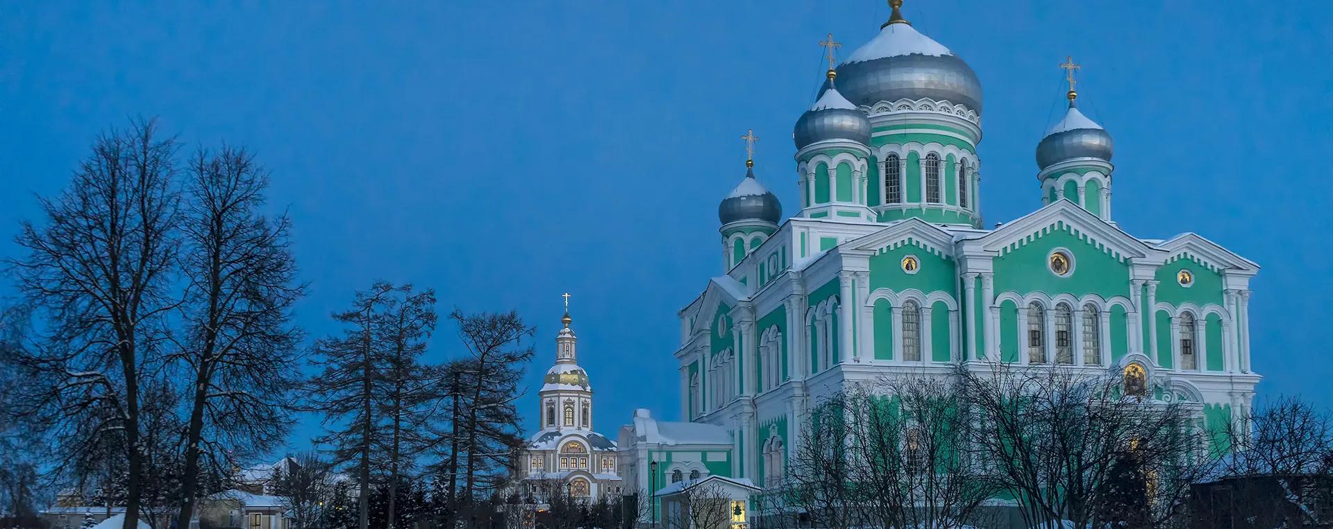 Дивеево_shutterstock_368267582