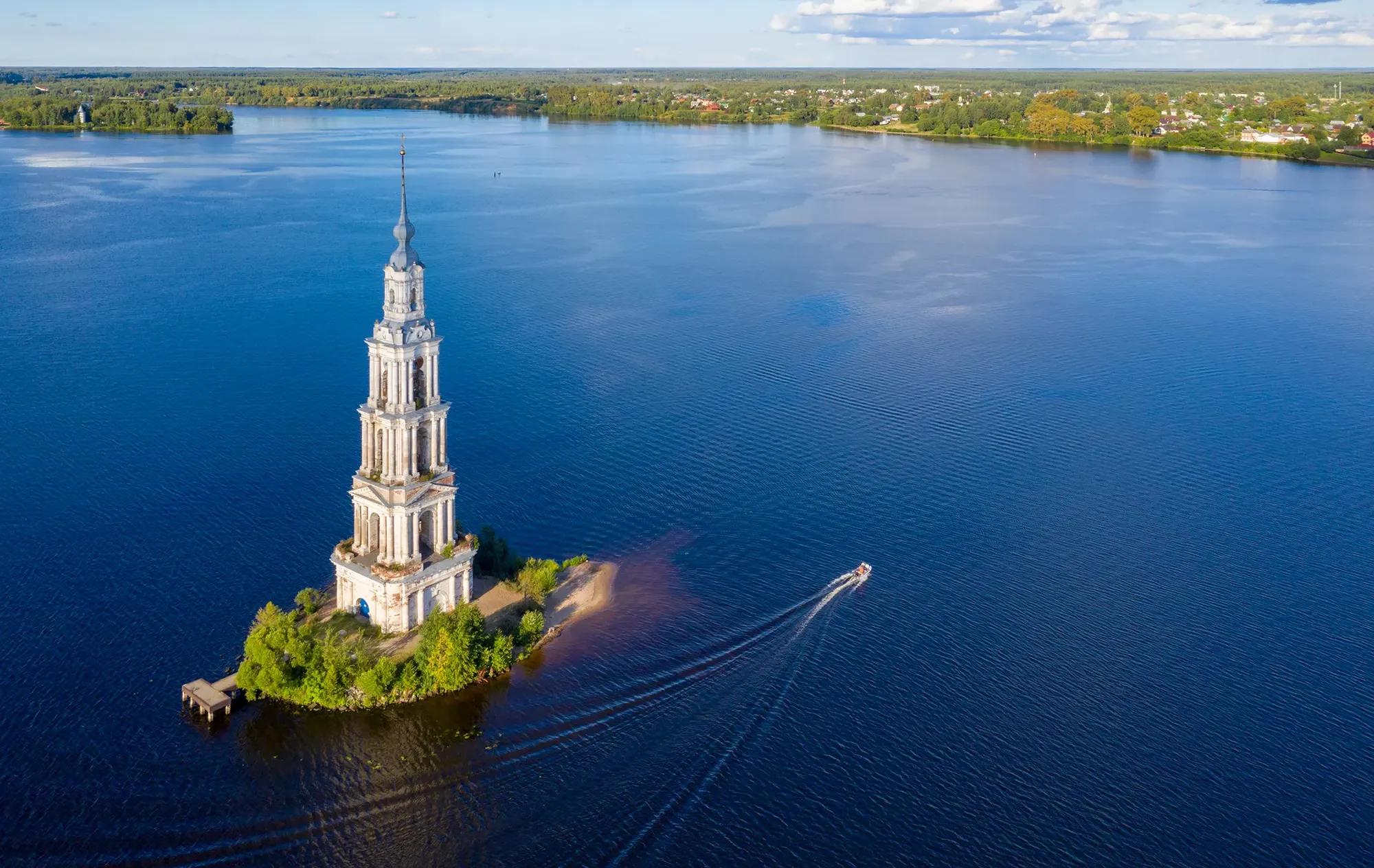 Фото: Shutterstock / Kirill Skorobogatko