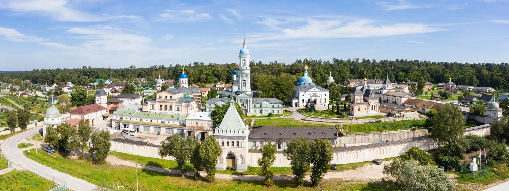 Mikhail Starodubov shutterstock_2025221774