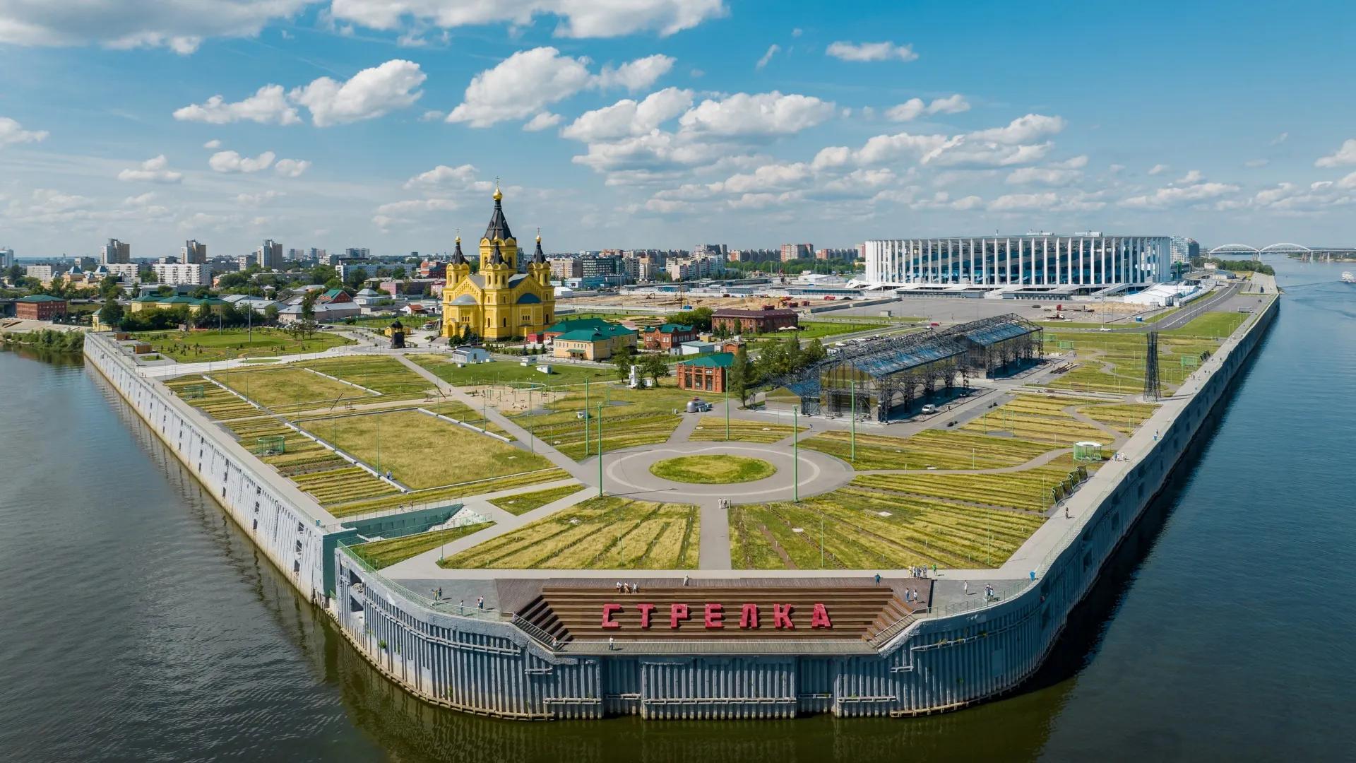 Стрелка Оки и Волги