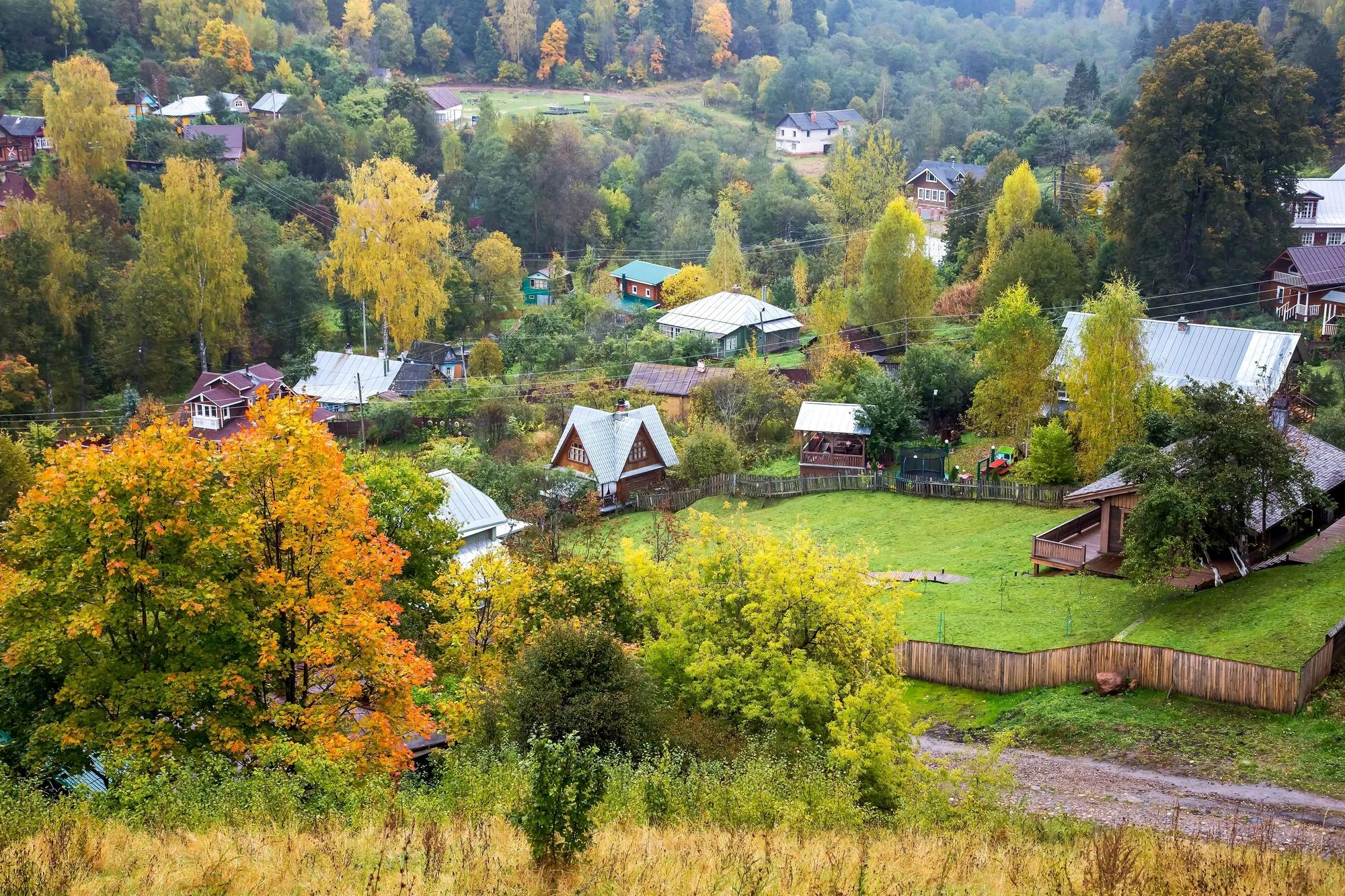 Осень shutterstock_2551570413