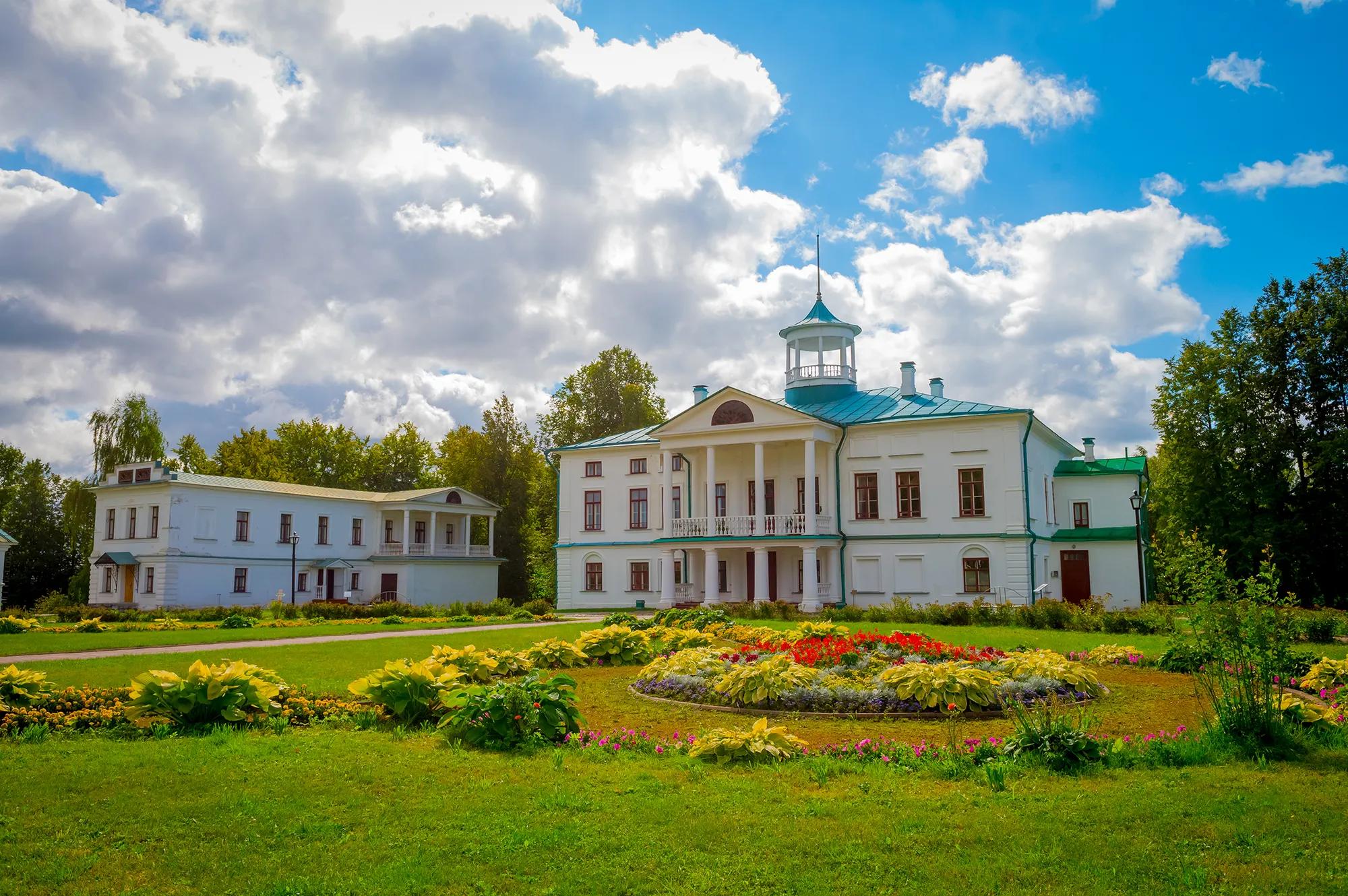 Парадный двор