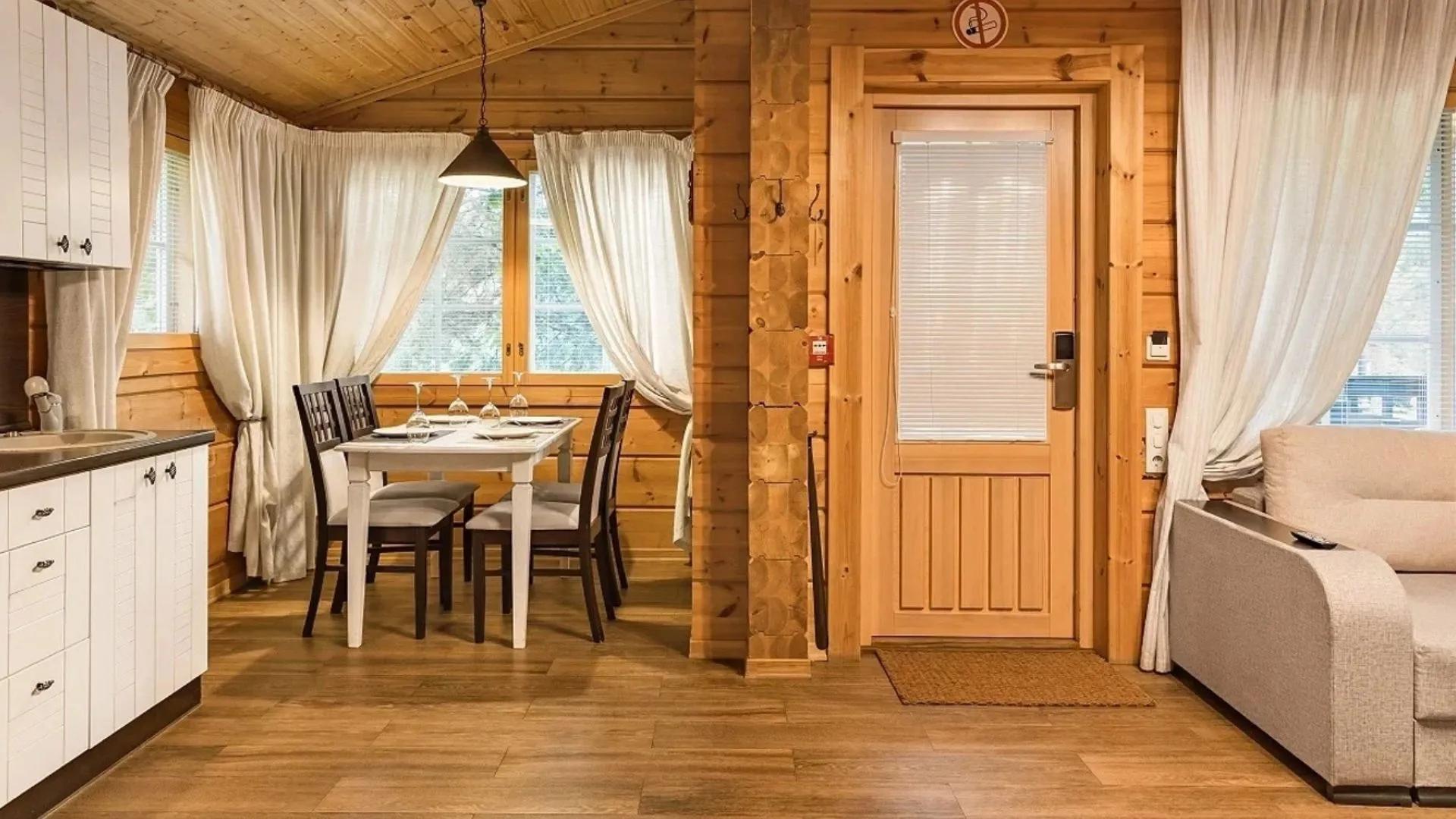Фото: эко-отель Fish Point Family Resort