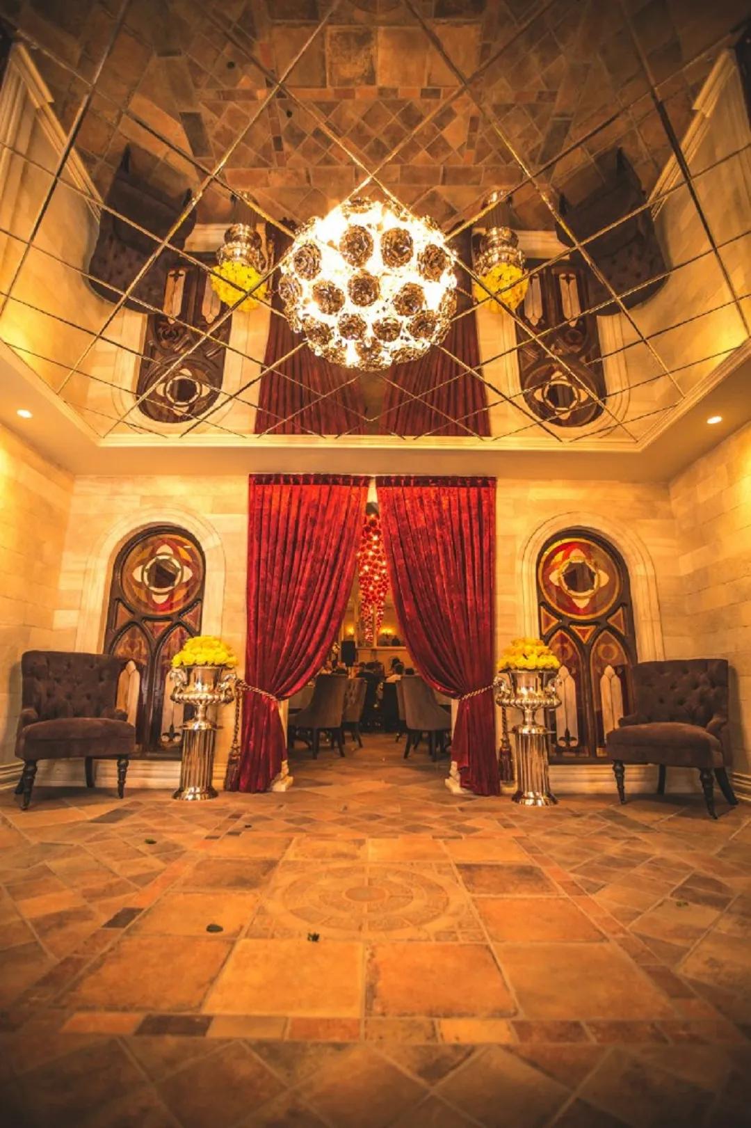 Ресторан "Castle Rose"