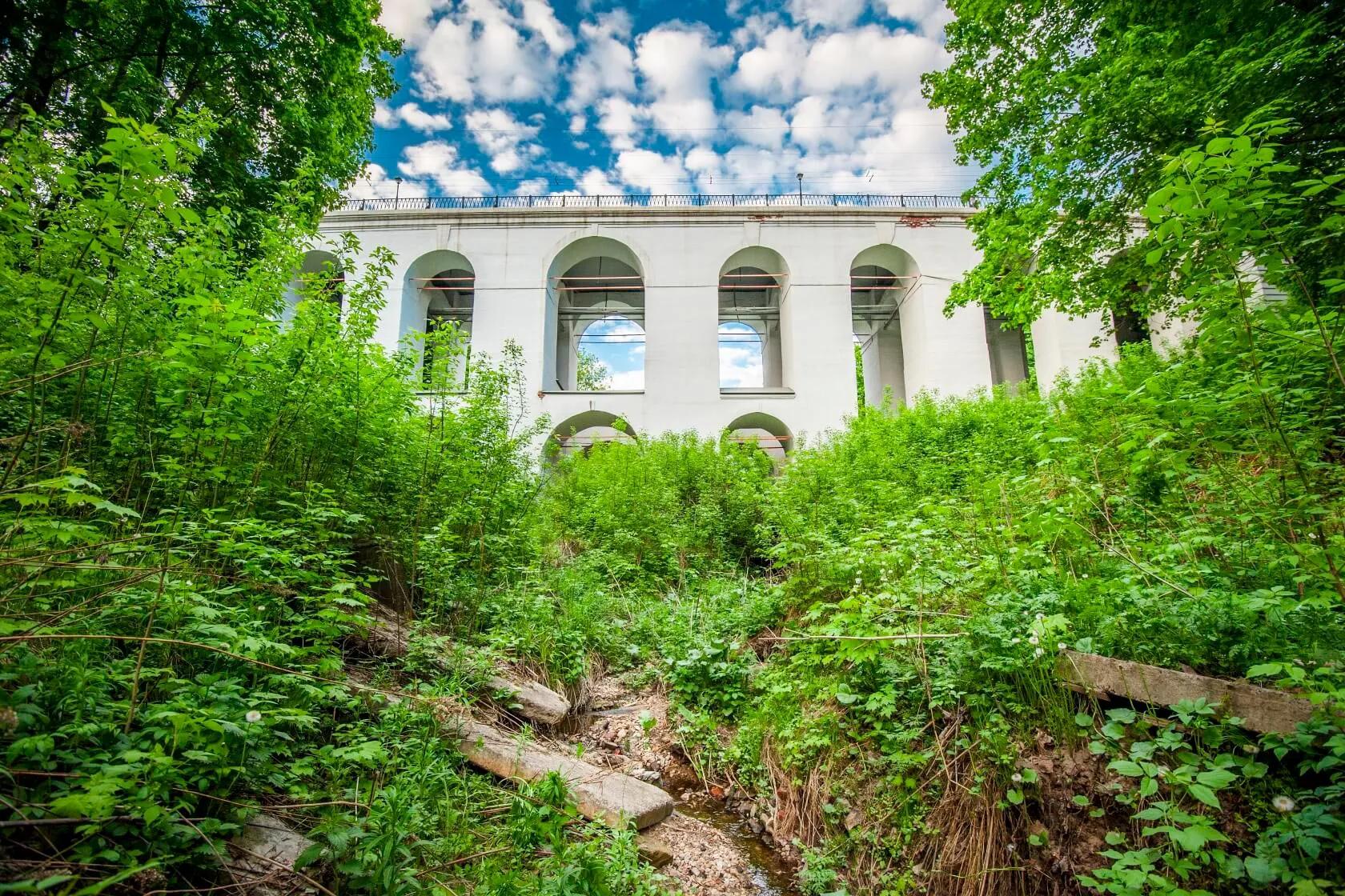 Фото: каменный мост в Калуге