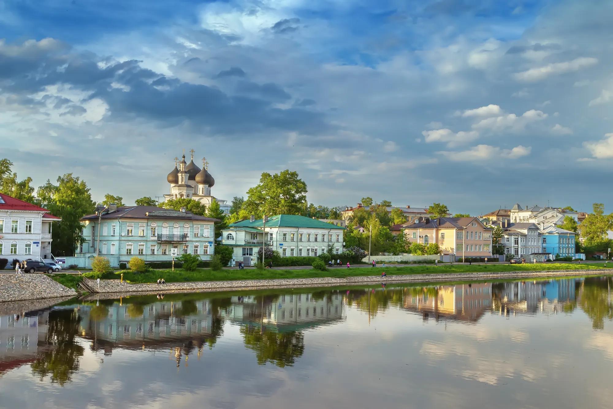 shutterstock_2208724205