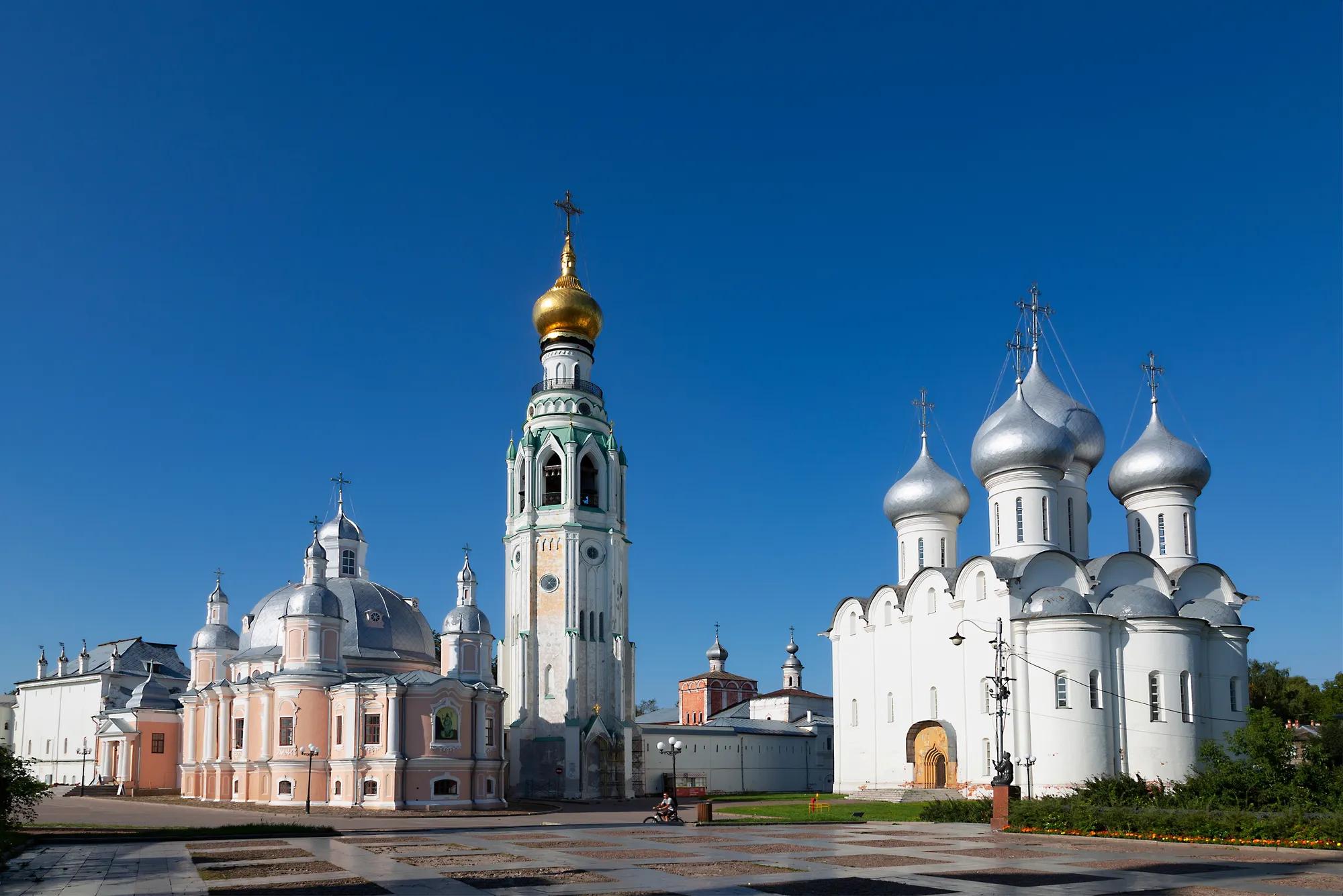 shutterstock_2353316631