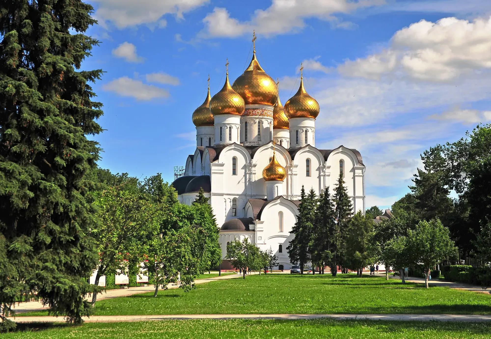 Arsenie Krasnevsky shutterstock_463188098