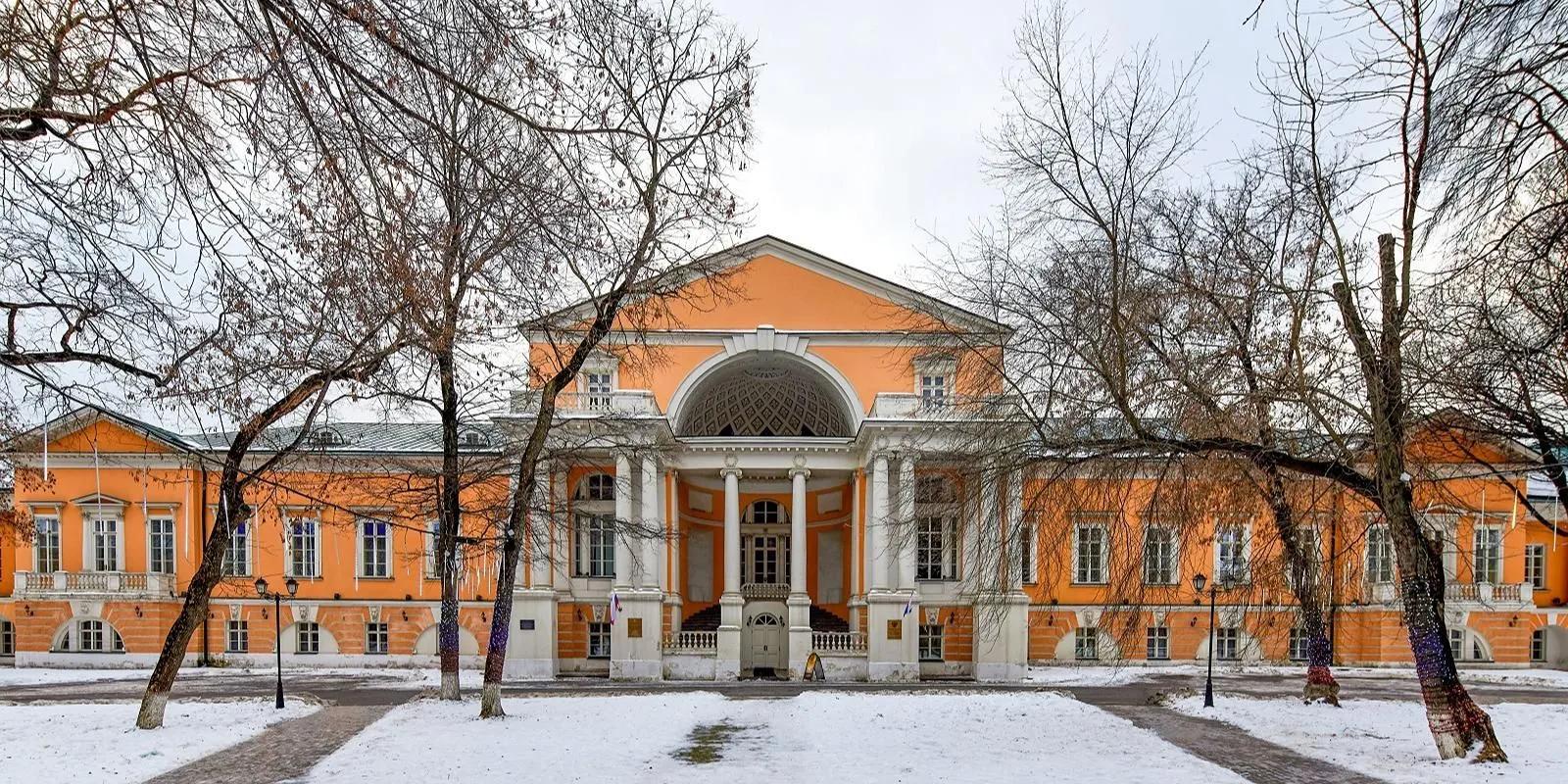 усадьбы