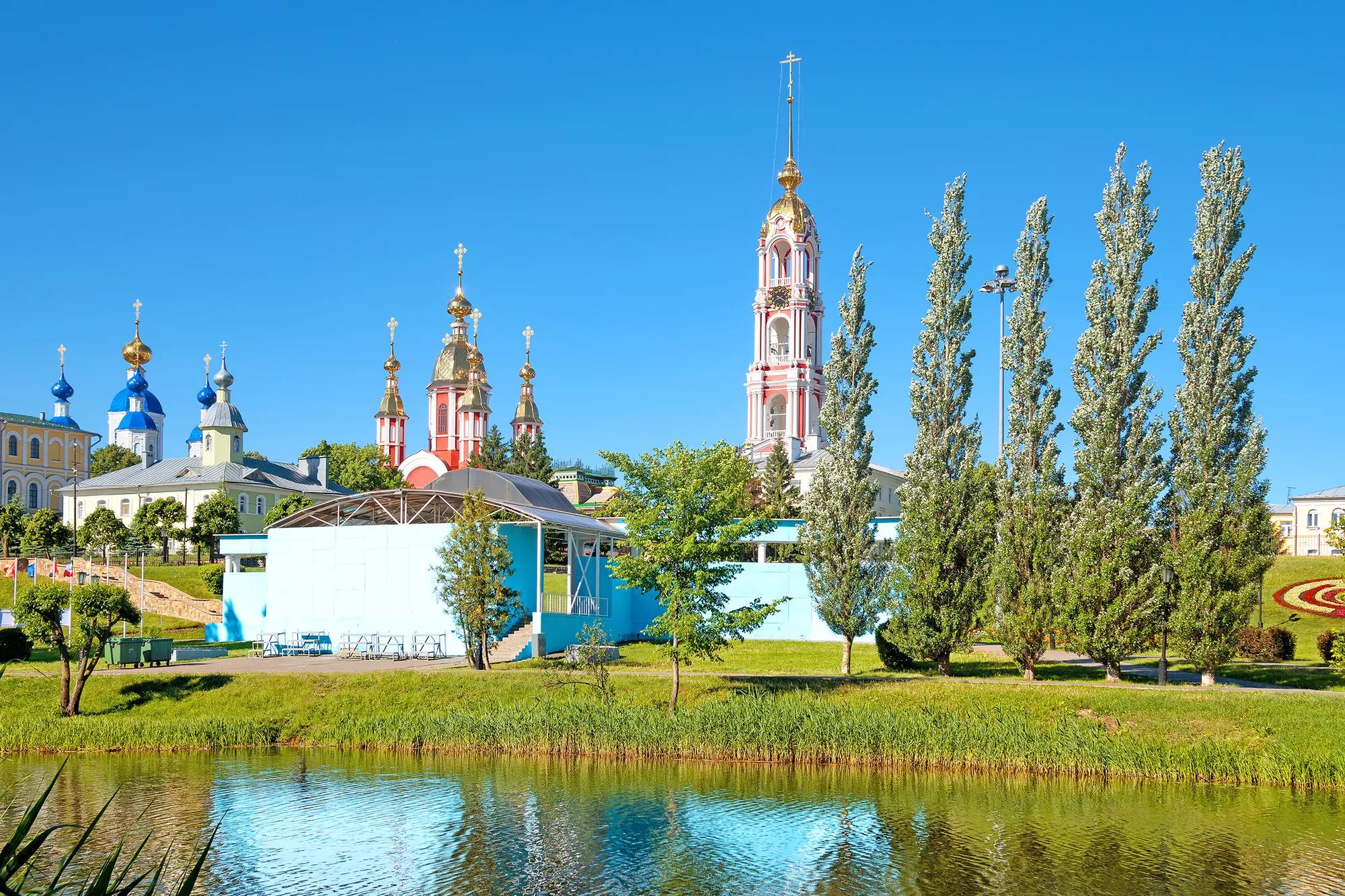 Фото: Shutterstock / vaalaa