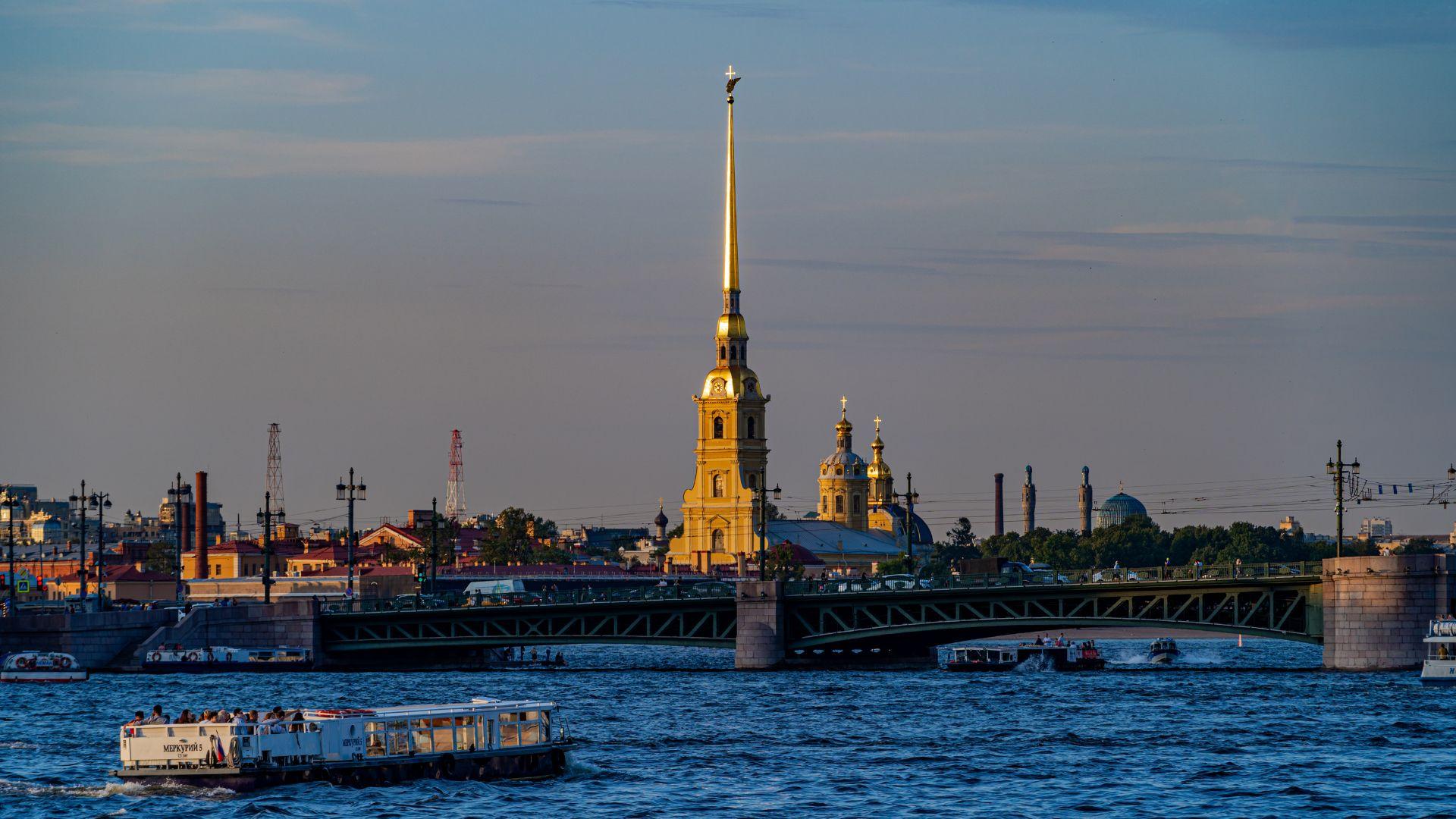Фотобанк комитета по развитию туризма Санкт-Петербурга